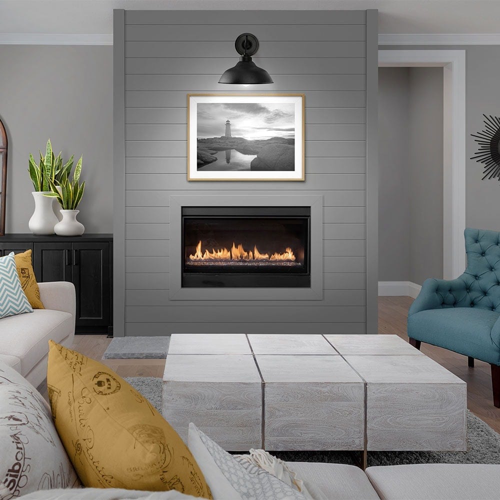 Panneau de garniture en bois de pin résineux au fini gris granit intemporel de 1 po x 4 po x 8 pi (paquet de 2)