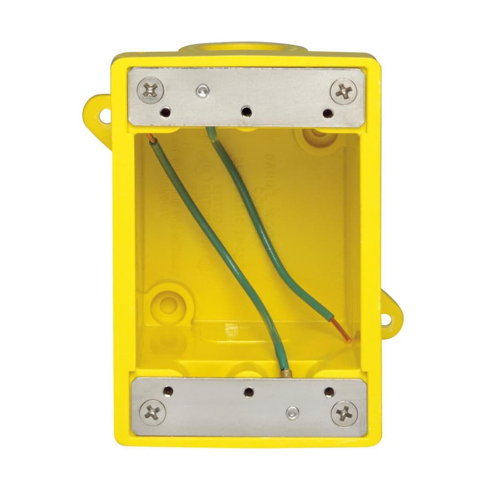 Single-Gang FD Box WetGuard 1/2" threaded conduit openings in Yellow