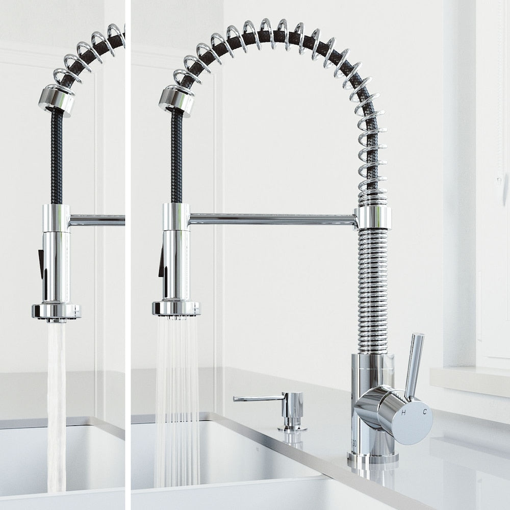 Robinet de cuisine à poignée unique et pulvérisateur rétractable Edison avec distributeur de savon Bolton en chrome