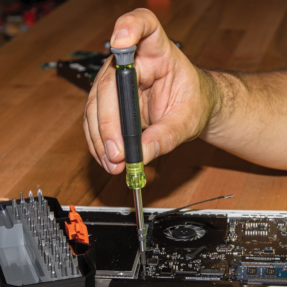 Jeu de tournevis de précision tout-en-1 avec étui