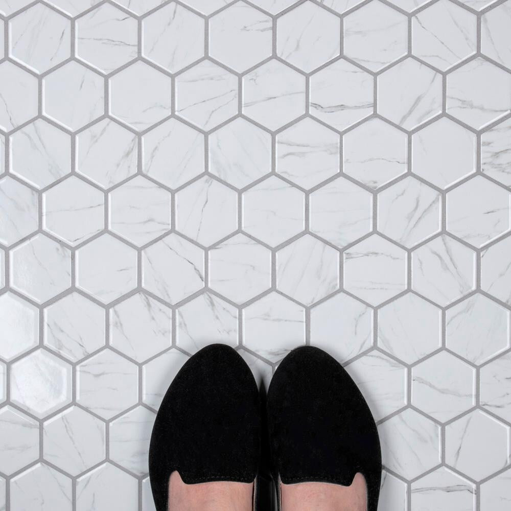 Flo 2" Hex White 11-1/8 in. x 12-5/8 in. x 7 mm Porcelain Mosaic (9.96 sq. ft. /Case)