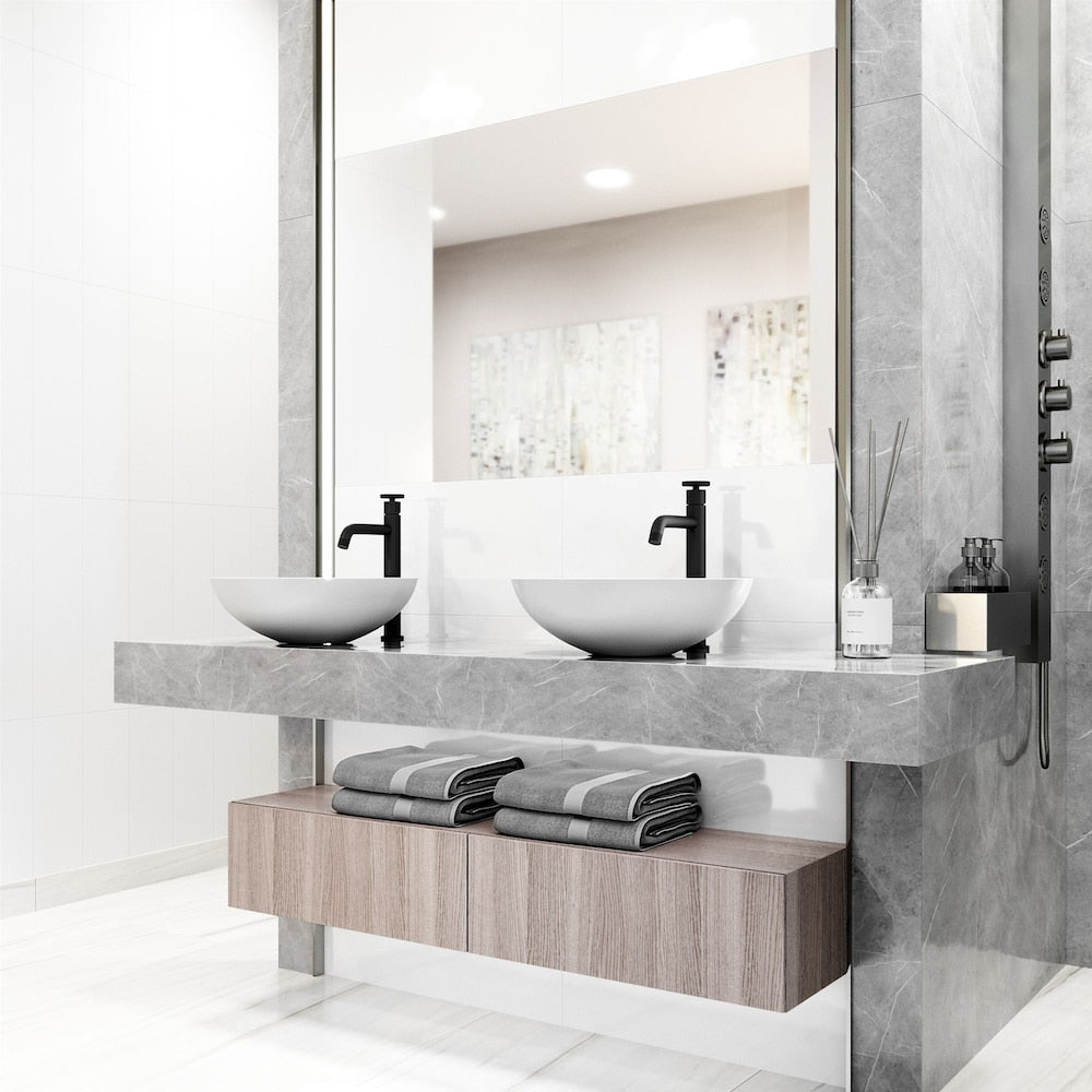 Robinet de salle de bain à poignée unique et trou unique Cass en noir mat