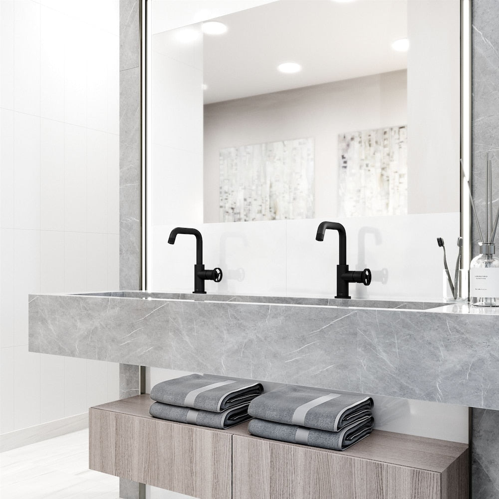 Robinet de salle de bain monotrou oblique Cass à poignée unique en noir mat