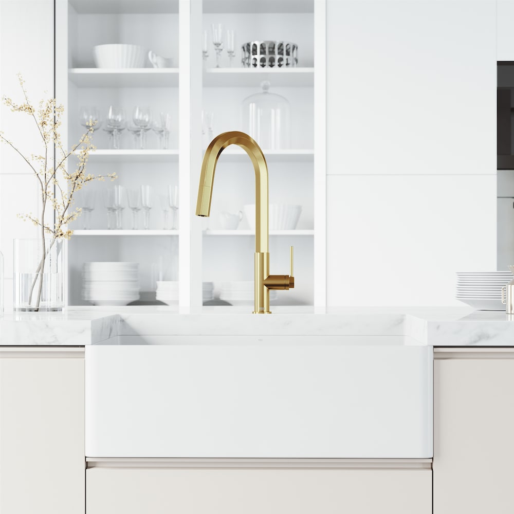 Robinet de cuisine à poignée unique et pulvérisateur rétractable Hart Hexad en or brossé mat