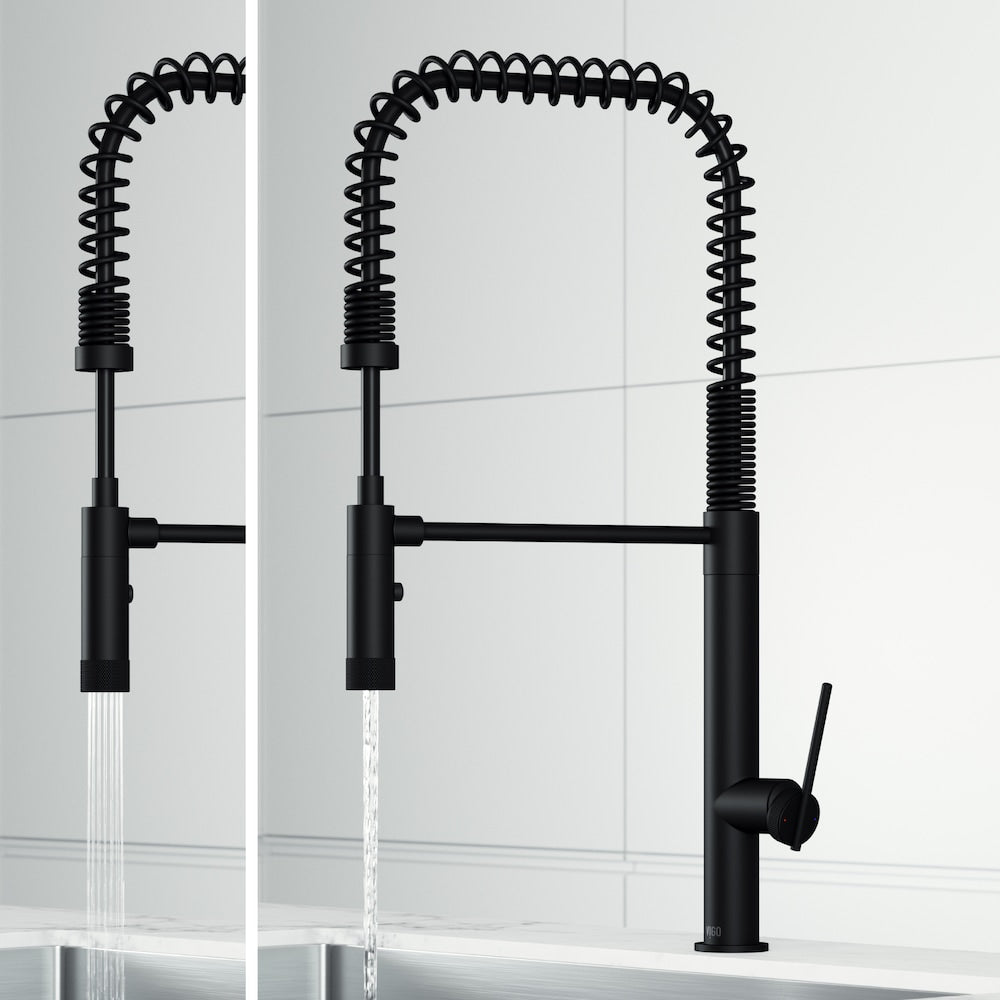 Robinet de cuisine à poignée unique et pulvérisateur rétractable Sterling en noir mat