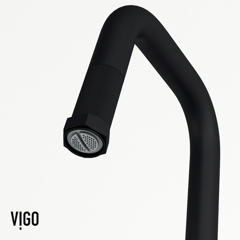 Robinet de cuisine angulaire à poignée unique avec pulvérisateur rétractable et distributeur de savon Hart en noir mat