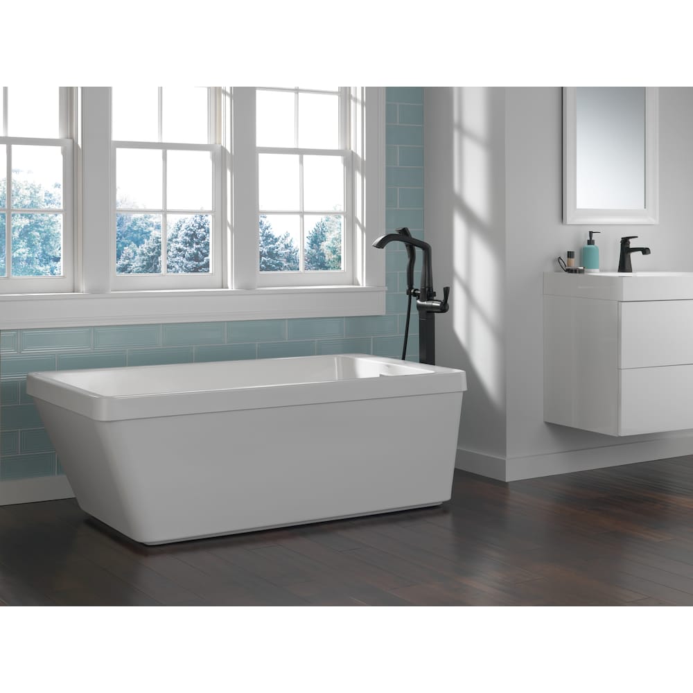 Robinet de lavabo de salle de bain à trou unique Ashlyn à poignée unique et à débit standard, montage sur pont, noir mat