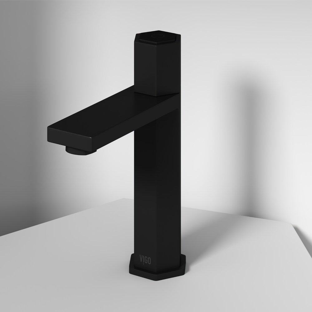 Robinet de salle de bain monotrou à poignée unique Nova en noir mat