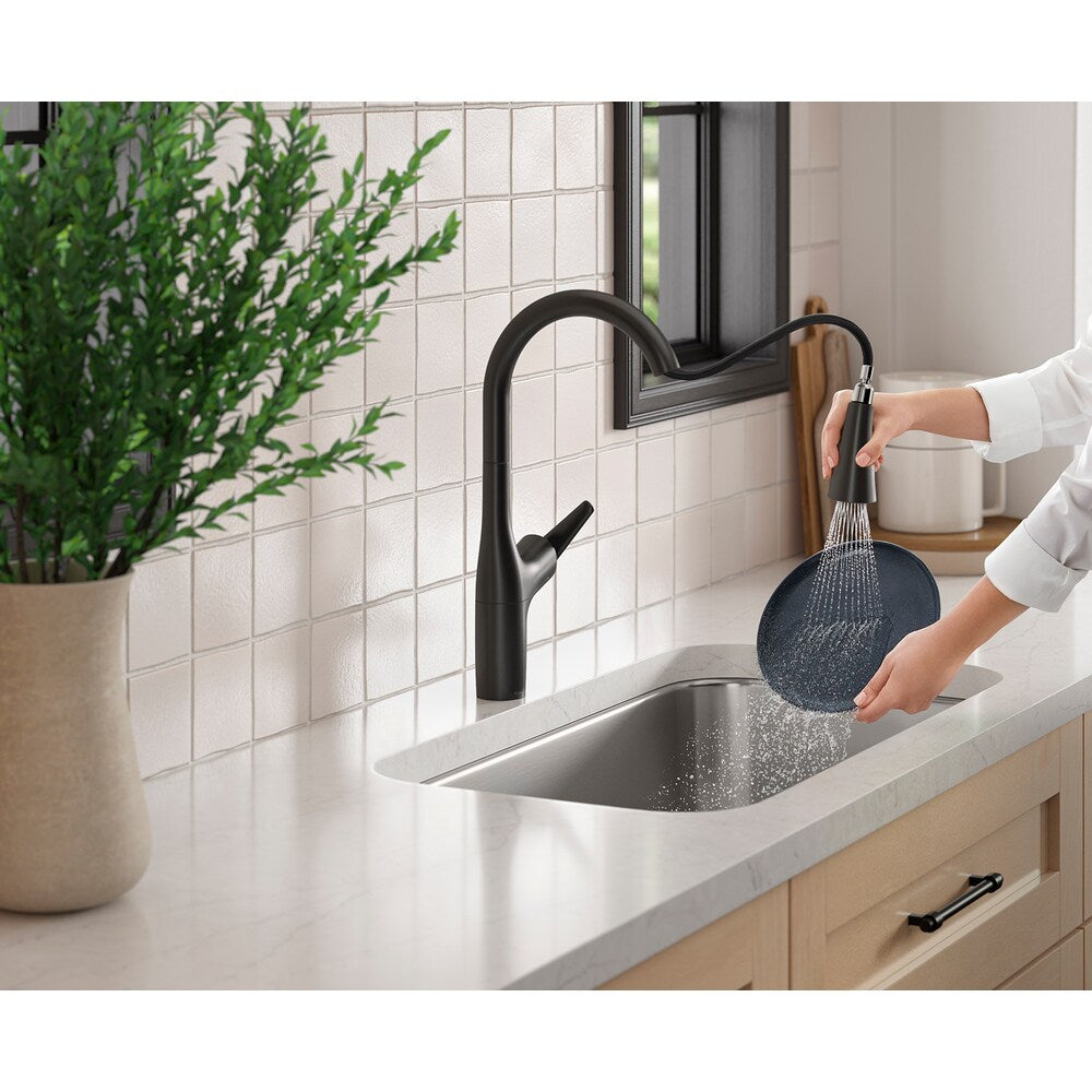 Robinet de cuisine à tirette Safia à 1 poignée avec distributeur de savon en noir