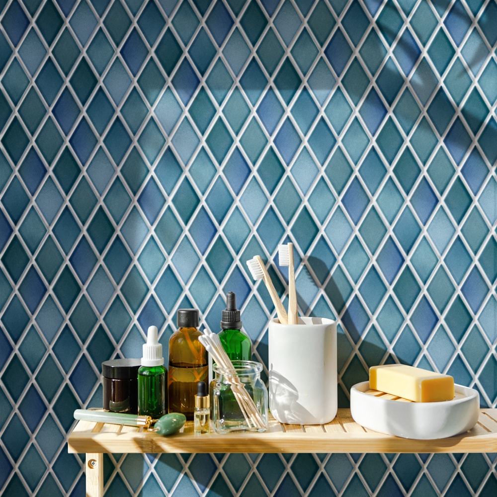 Hudson Kite Aquamarine 10-1/4-inch x 11-3/4-inch Porcelain Mosaic Tile (8.6 sq. ft./Case)