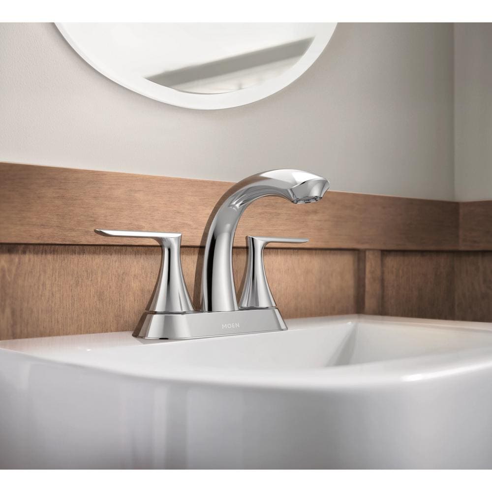 Robinet de lavabo de salle de bain à 2 poignées Findlay de 4 pouces en chrome