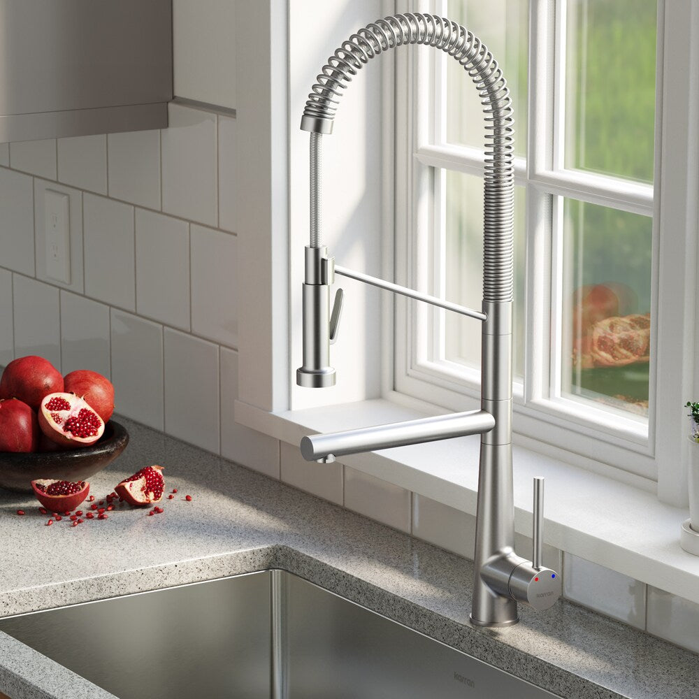 Tumba Single-Handle Pull-Down Sprayer Kitchen Faucet in Stainless Steel