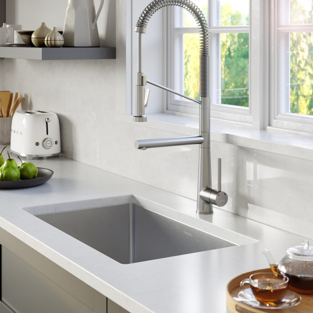 Tumba Single-Handle Pull-Down Sprayer Kitchen Faucet in Stainless Steel