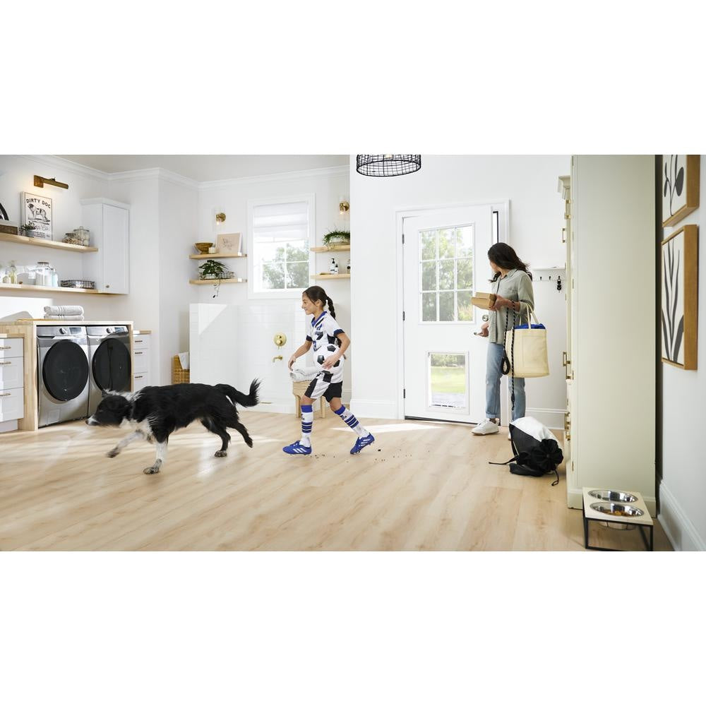 Vesinet Oak 6.5mm x 8.7 in. W x 47.6 in. L 22MIL Click Lock Waterproof Luxury Vinyl Plank Flooring (20.1 sq.ft./case)