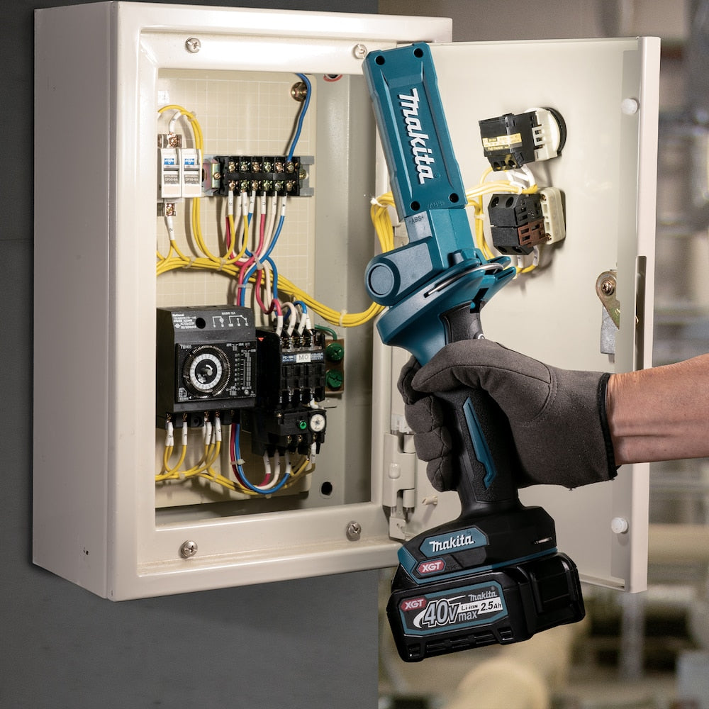 40Vmax XGT Cordless 500 lm High-luminance LED Flashlight with Lampshade (Tool Only)