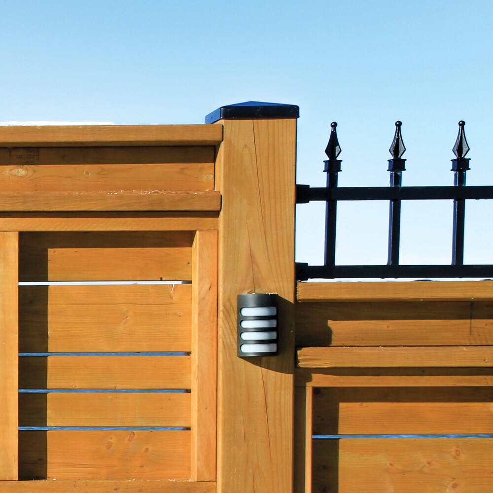 Capuchon de poteau pyramidal breveté Eazy-Cap noir 5 po x 5 po 72 unités