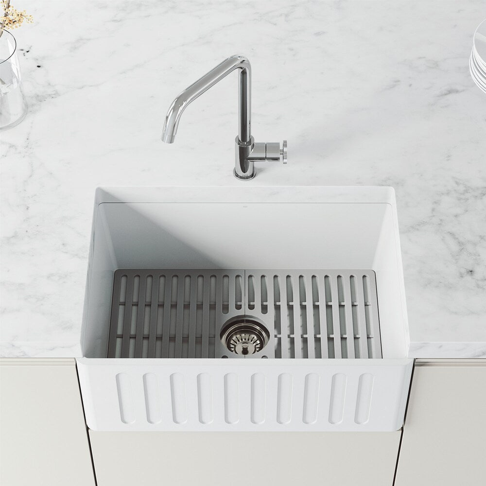 Robinet de cuisine industriel à poignée unique Cass en chrome