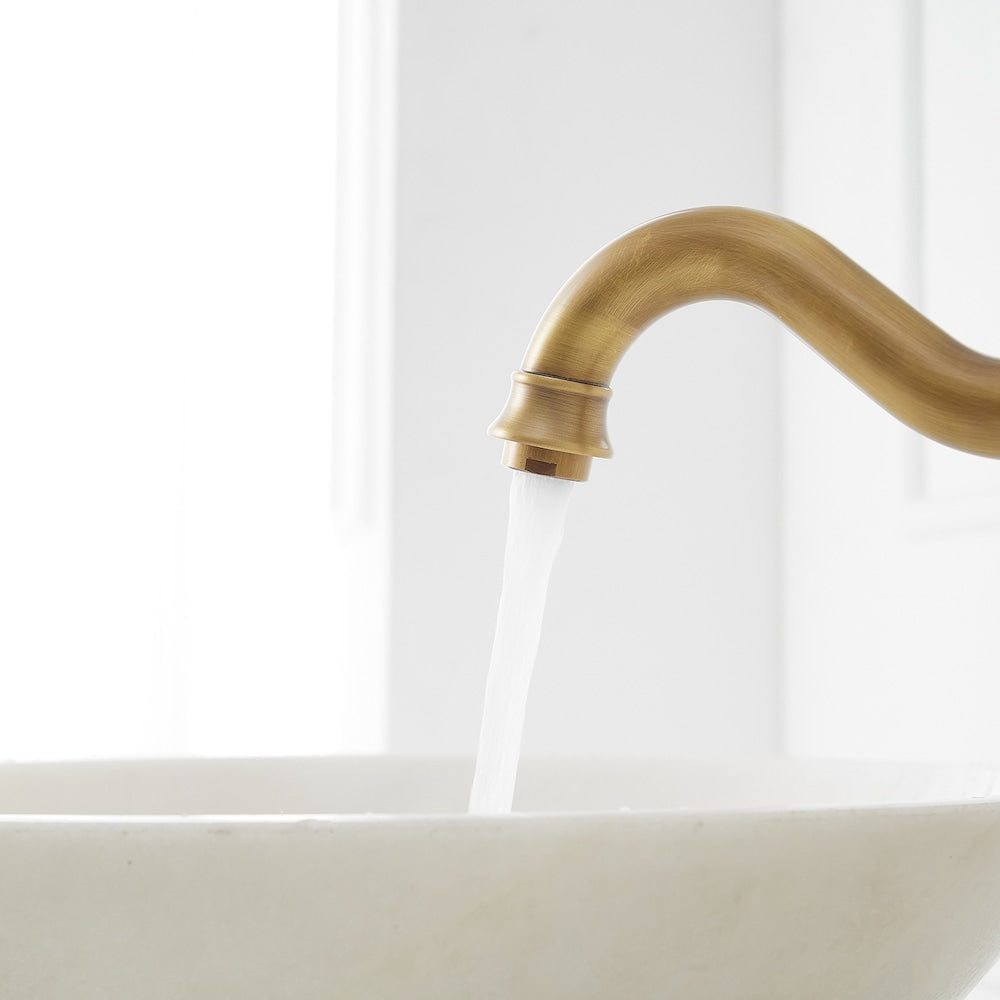 Robinet de lavabo monotrou à poignée unique avec bec pivotant à 360° en laiton antique