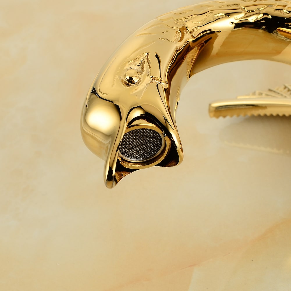Robinet de lavabo de salle de bains à poignée unique à trou unique Swan avec bonde escamotable en or poli