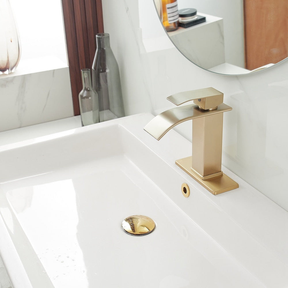 Robinet de salle de bain à poignée unique en cascade Robinet de lavabo de salle de bain en or brossé