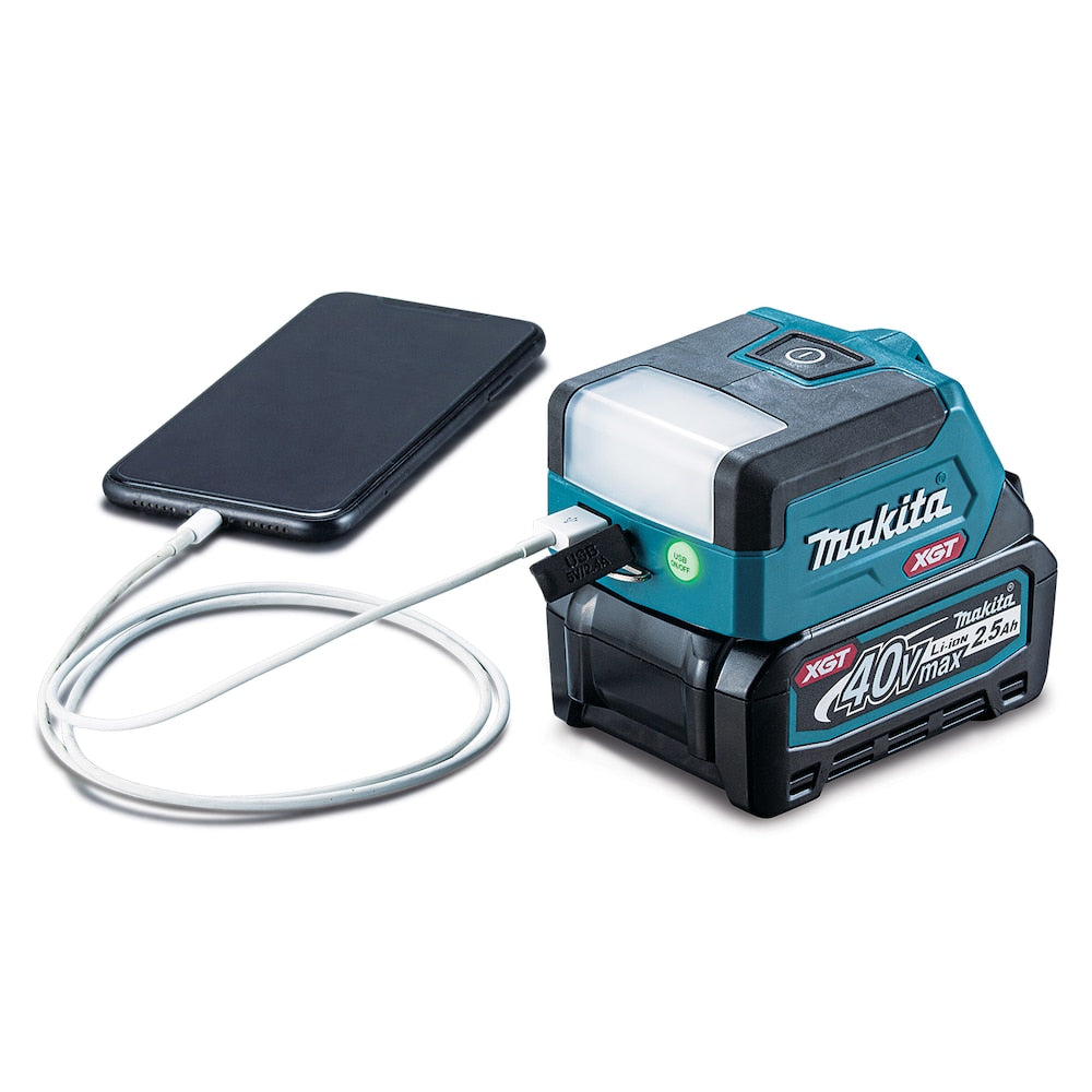 40Vmax XGT Cordless Compact Work Light LED Torch with USB Charging Port (Tool Only)