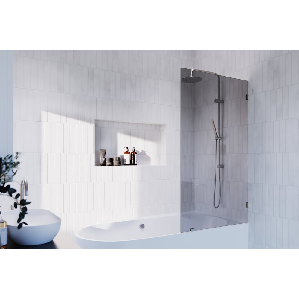 Porte de baignoire à panneau fixe simple Ursa de 34 po de largeur x 58,25 po de hauteur en nickel brossé avec verre teinté gris