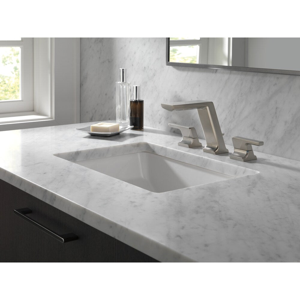 Pivotal Two Handle Widespread Lavatory Faucet Metal Pop-Up in Stainless Steel