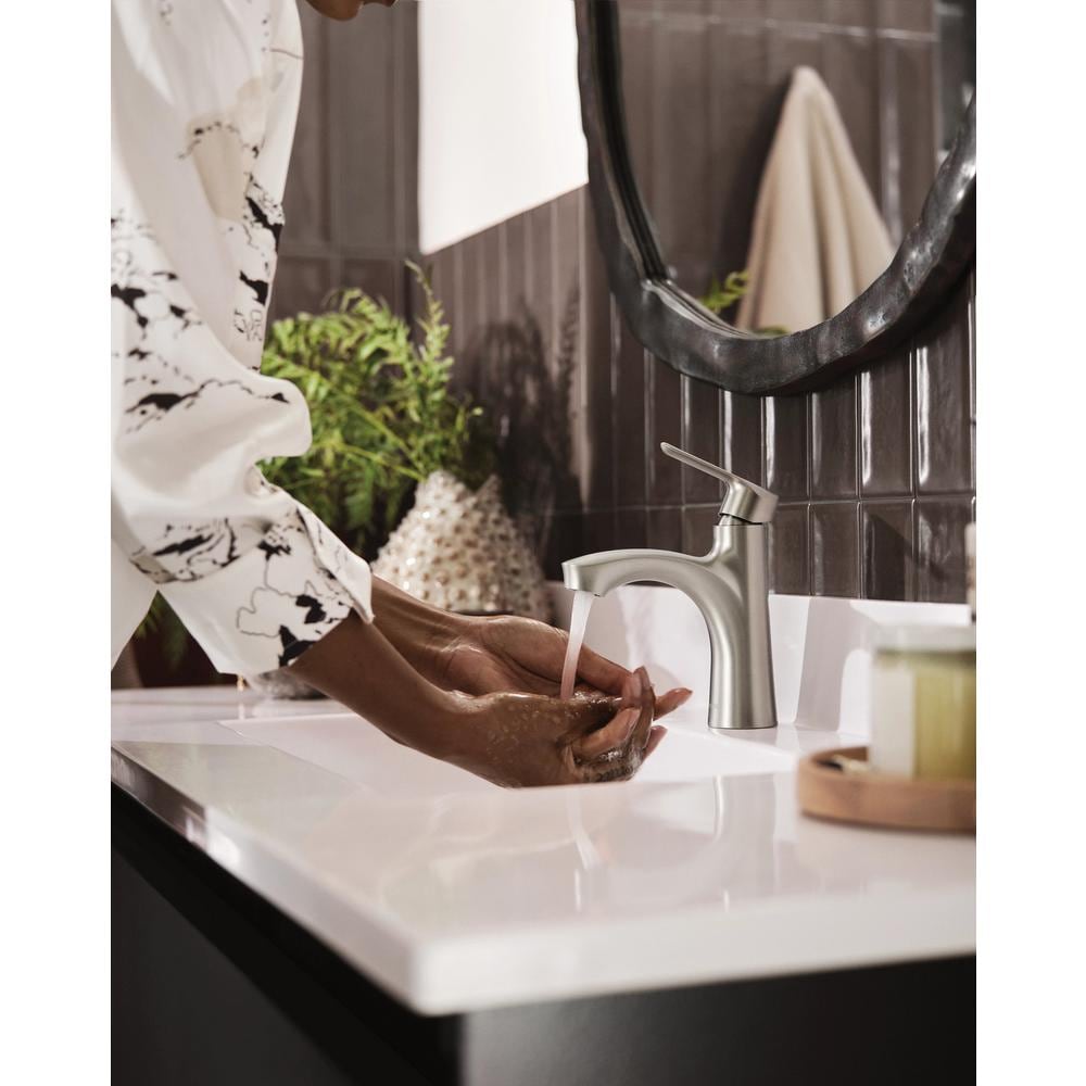 Findlay Single Handle 4-inch Centerset/Single Hole Bathroom Sink Faucet/Tap with Deckplate in Brushed Nickel (Valve Included)