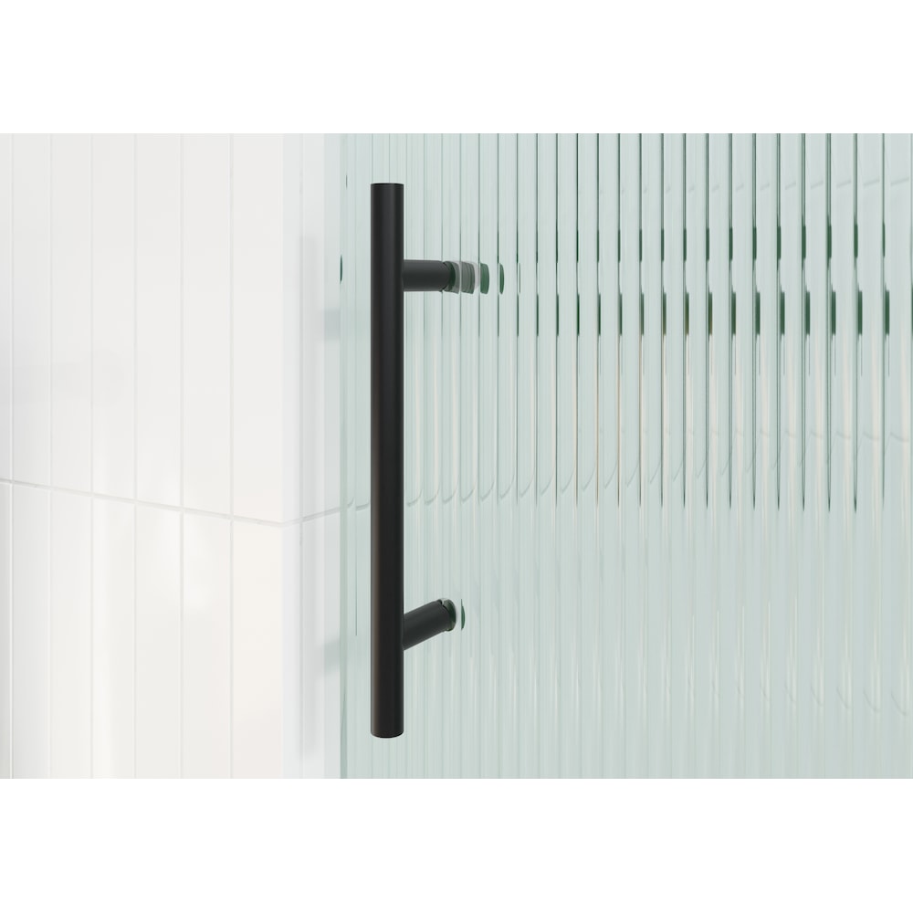 Porte de baignoire coulissante de 56 à 60 pouces de largeur x 60 pouces de hauteur en noir mat avec verre cannelé - Côté droit