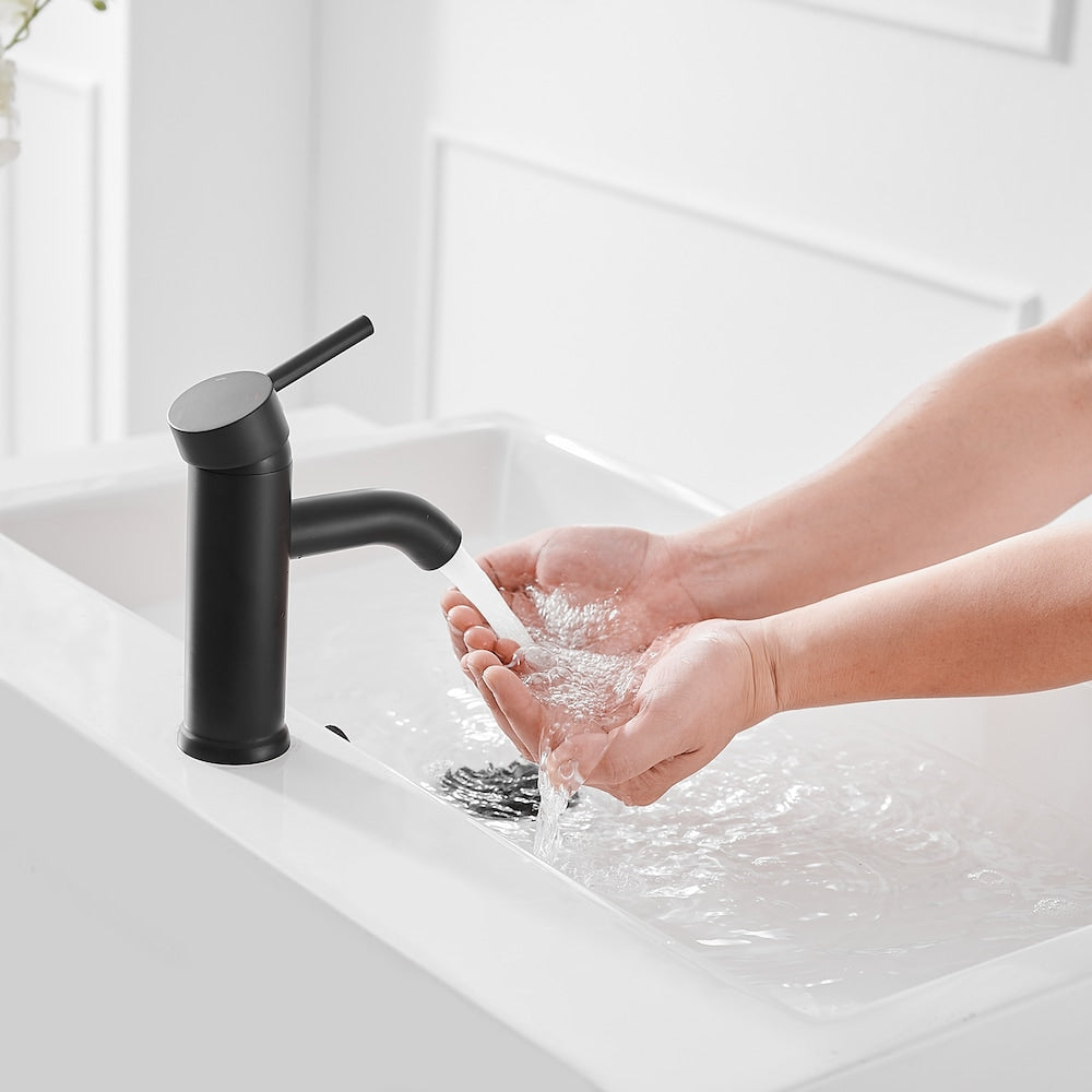 Robinet de salle de bain à poignée unique et trou unique avec bonde escamotable en noir mat