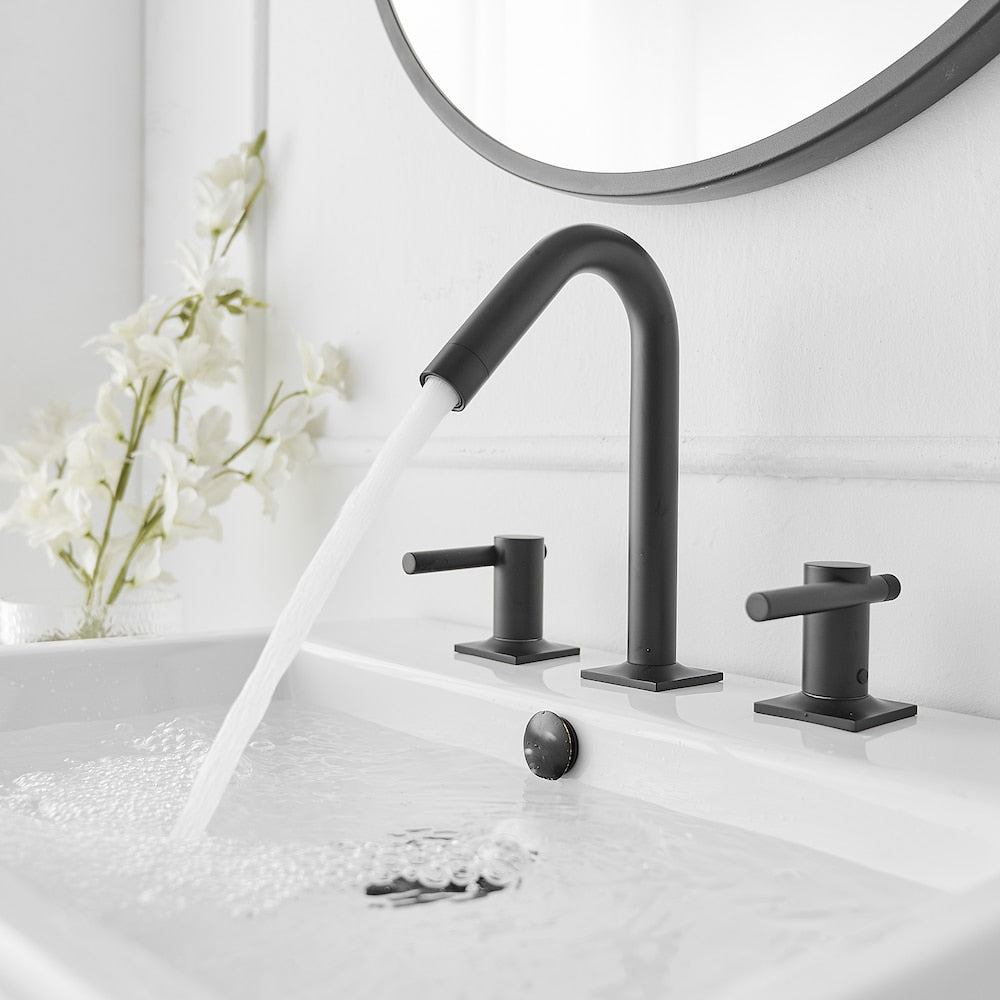 Robinet de salle de bain à double poignée à arc élevé de 8 po à économie d'eau avec kit de vidange en noir mat