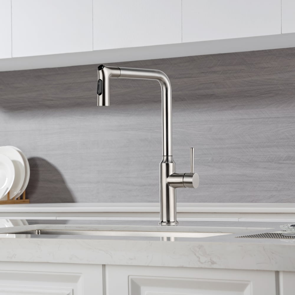 Single Handle Pull-Down Sprayer Kitchen Faucet in Brushed Nickel