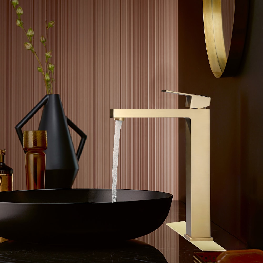 WBF16 Brushed Gold Single Hole Bathroom Sink Faucet with Single Handle and Deck Plate