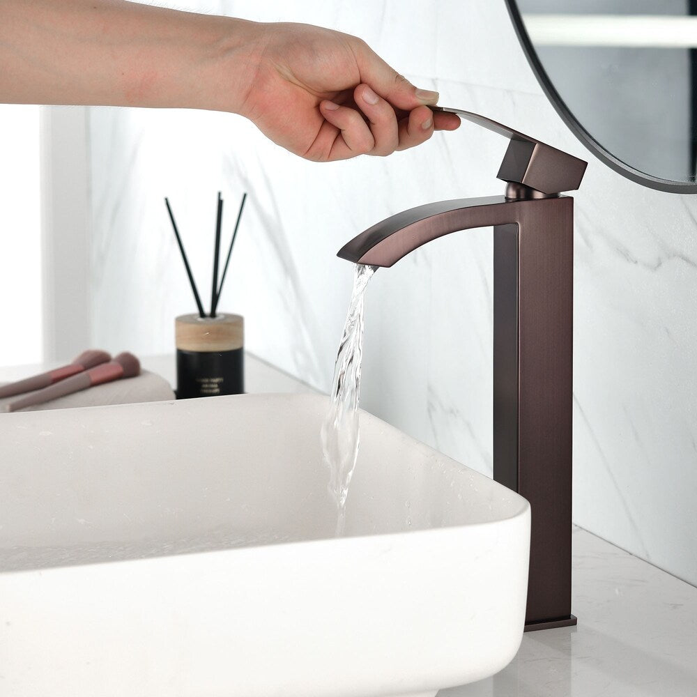 Taurus Single Hole Bathroom Sink Faucet in Oil Rubbed Bronze