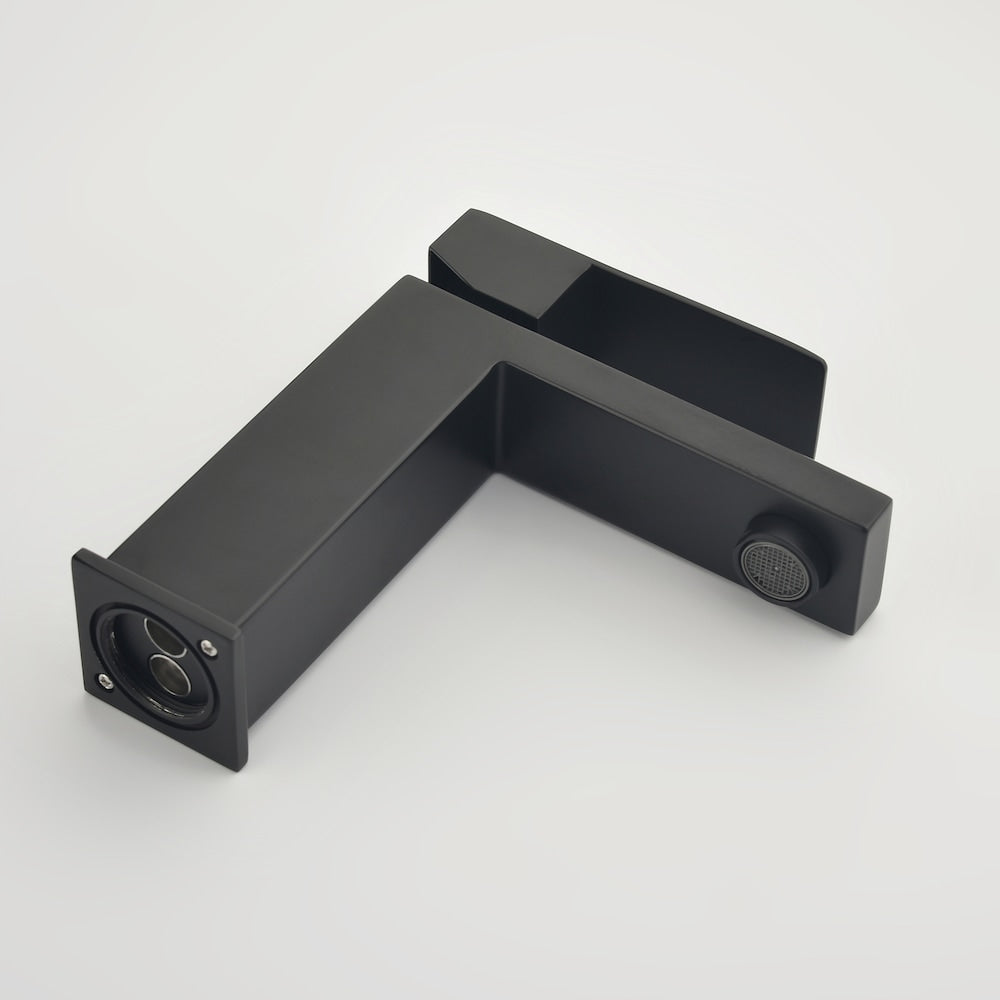 Libra Single Hole Bathroom Sink Faucet in Matte Black