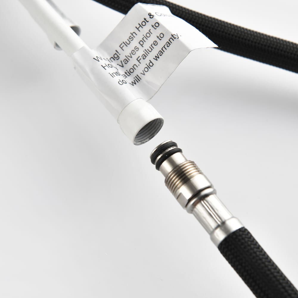 Aquarius Single-Handle Pull-Down Sprayer Kitchen Faucet with Deckplate in White