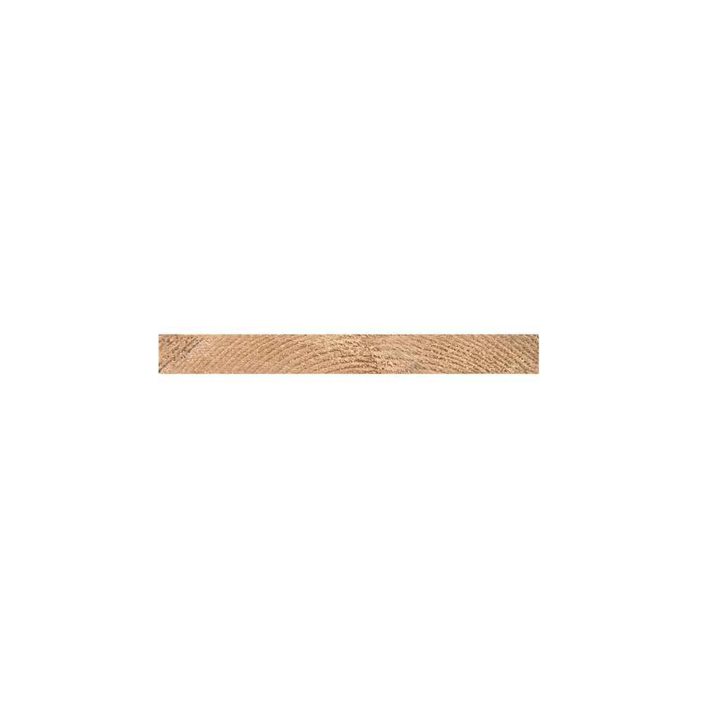 Planche de pin noueux de 1 pouce x 8 pouces x 10 pieds
