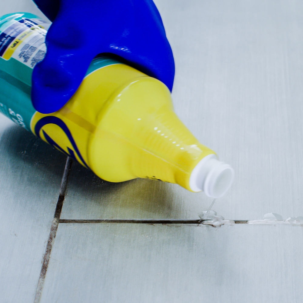 946 mL Grout Cleaner