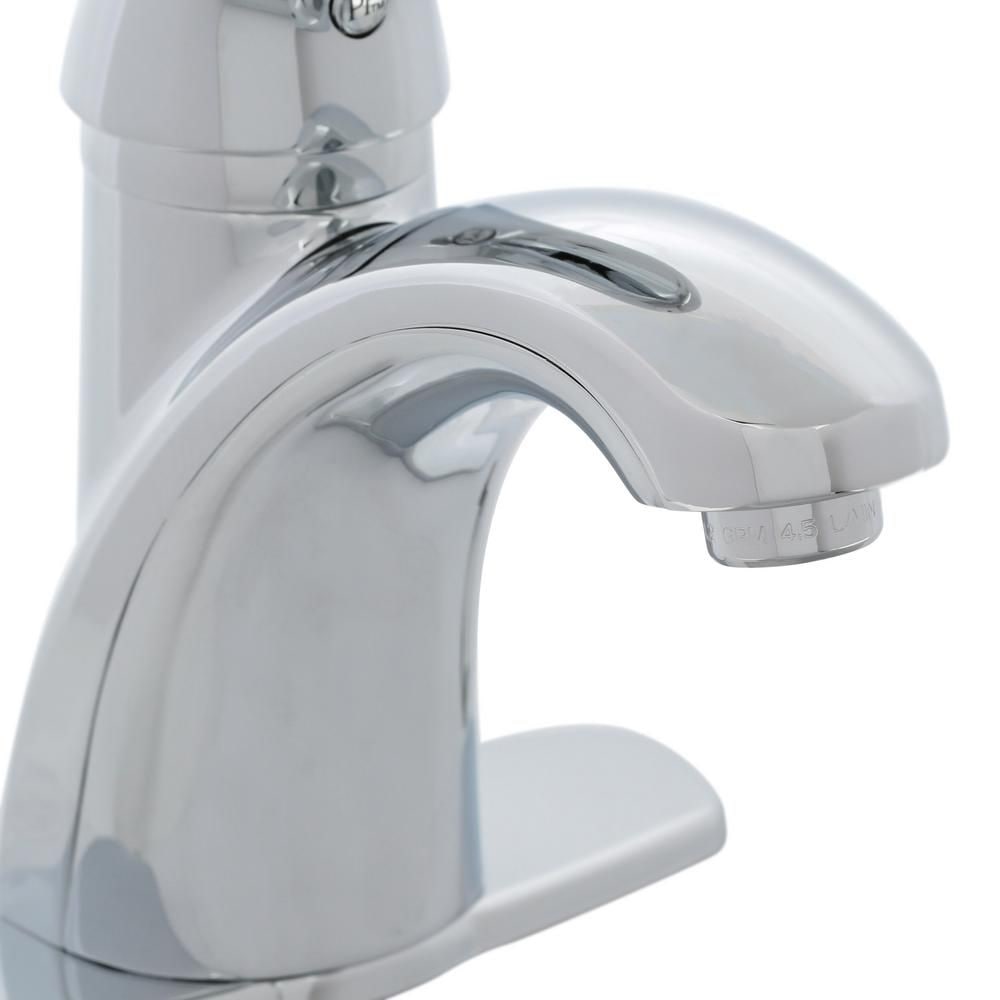 Robinet de lavabo de salle de bain à poignée unique Parisa à 1 ou 3 trous en chrome poli