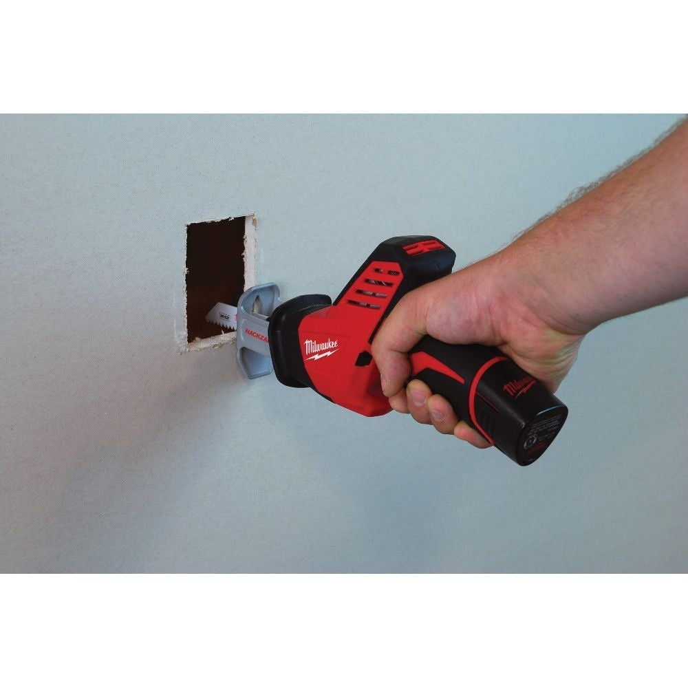 Scie alternative sans fil M12 12 V Lithium-Ion HACKZALL (outil uniquement)