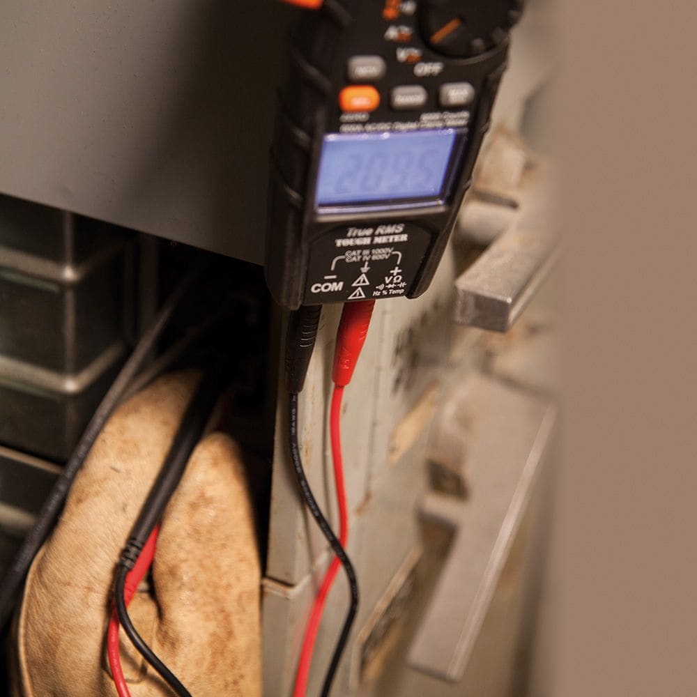 600A AC Clamp Meter