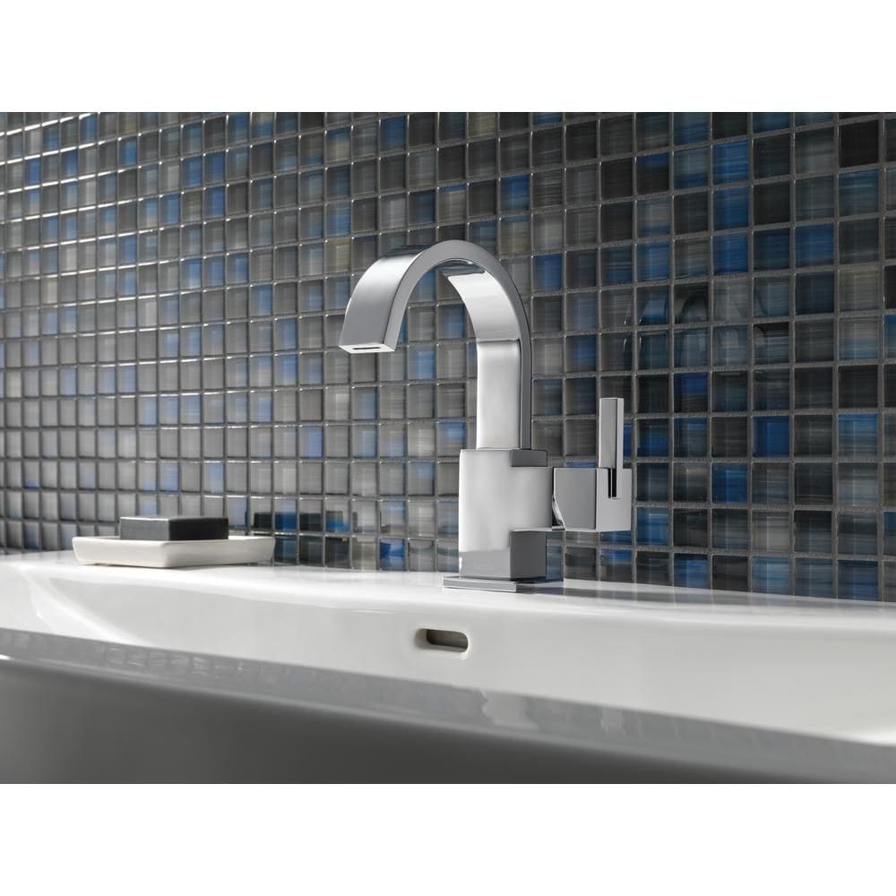Robinet de lavabo de salle de bain à arc élevé à poignée unique et à trou unique Vero, montage sur pont, débit standard, chrome
