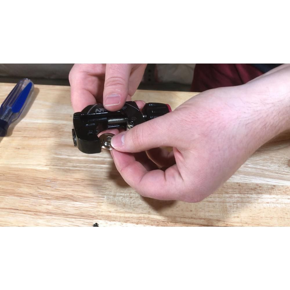1-1/8-inch Quick-Release Mini Tube Cutter