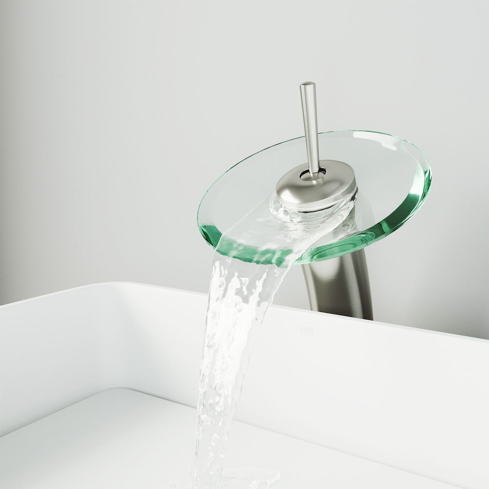 Robinet de salle de bain cascade à poignée unique et trou unique en nickel brossé