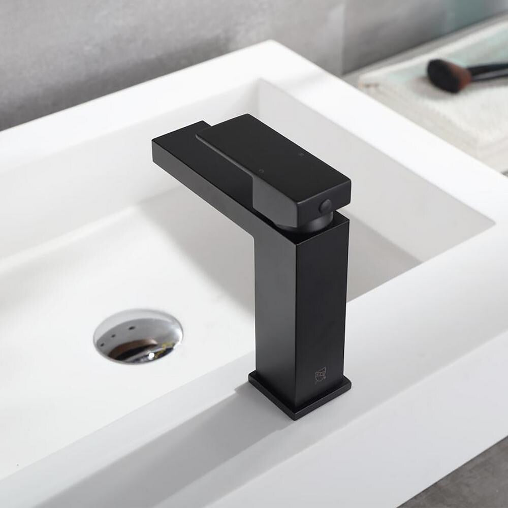 Robinet de salle de bain à arc élevé à 2 poignées (8 pouces) de style victorien en chrome avec poignées croisées