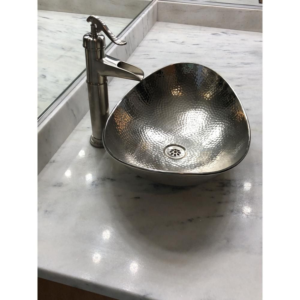 Decorative Brass 8-Hole Bath Grid Drain in Nickel