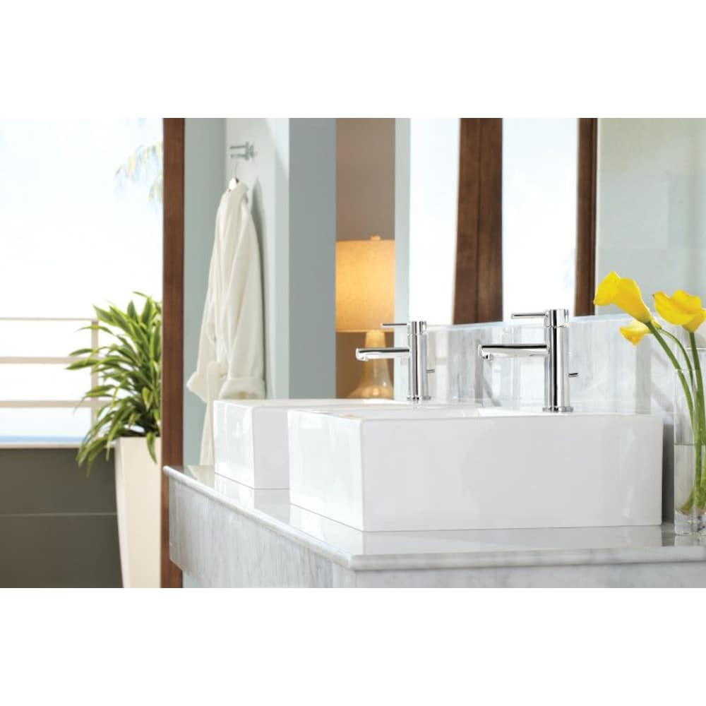 Robinet de lavabo de salle de bain à poignée unique de 4 pouces avec plaque de pont en chrome (vidange et valve incluses)
