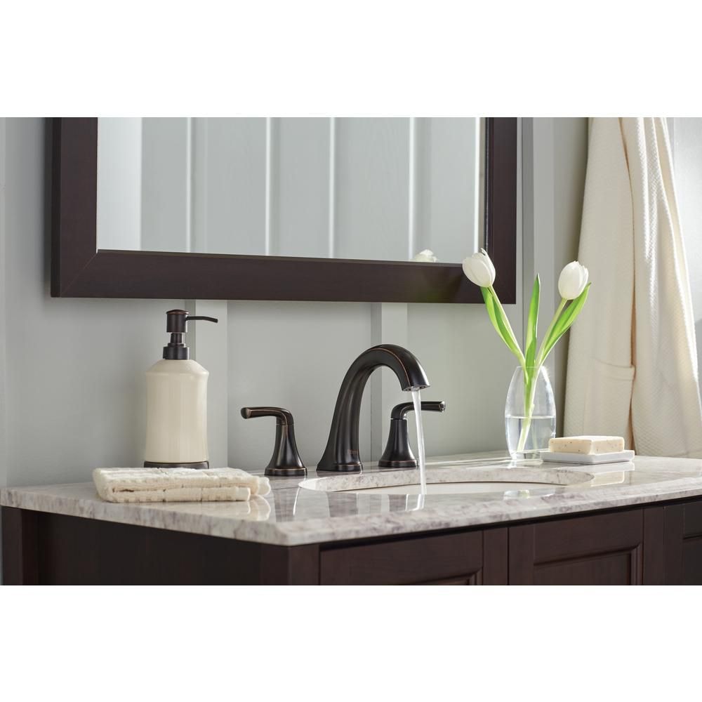 Robinet de lavabo de salle de bain à 2 poignées Ladera en bronze toscan de 8 pouces