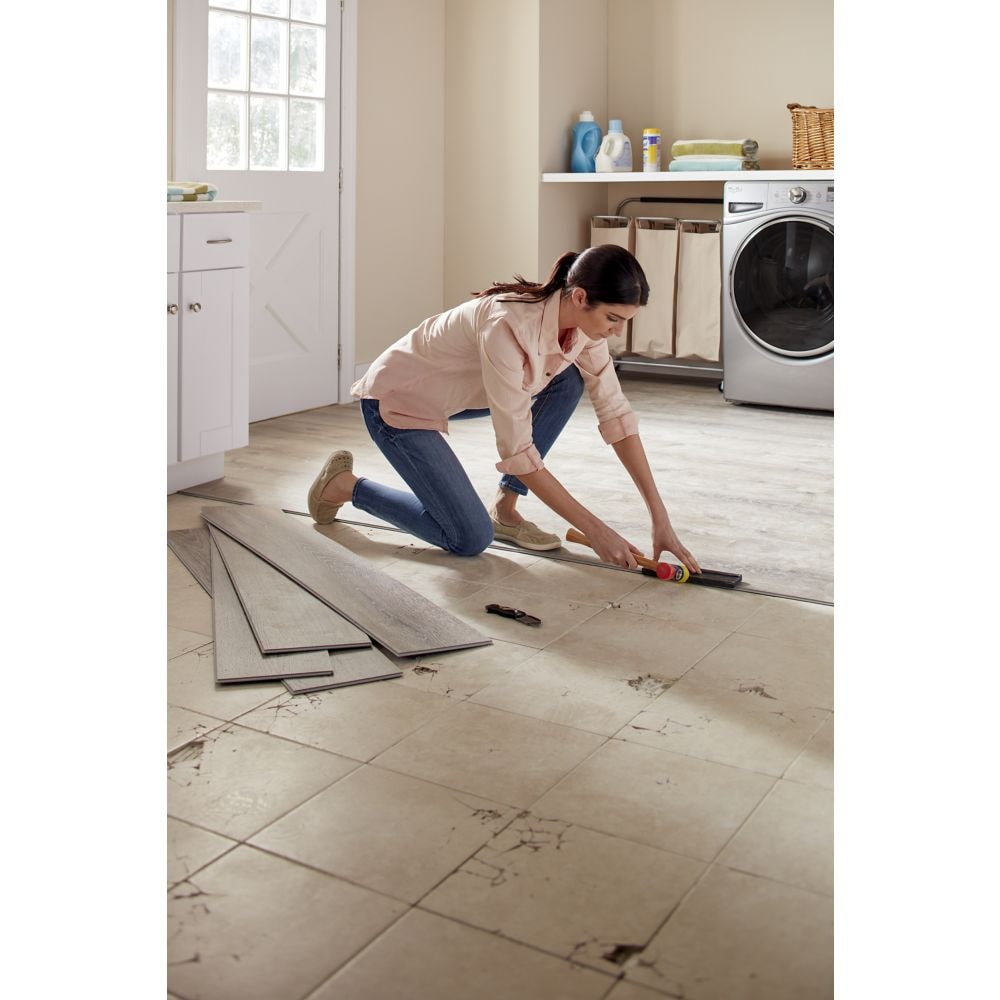 Sterling Oak 7mm x 8.7 in. W x 47.6 in. L 22MIL Click Lock Waterproof Luxury Vinyl Plank Flooring (20.06 sq.ft./case)