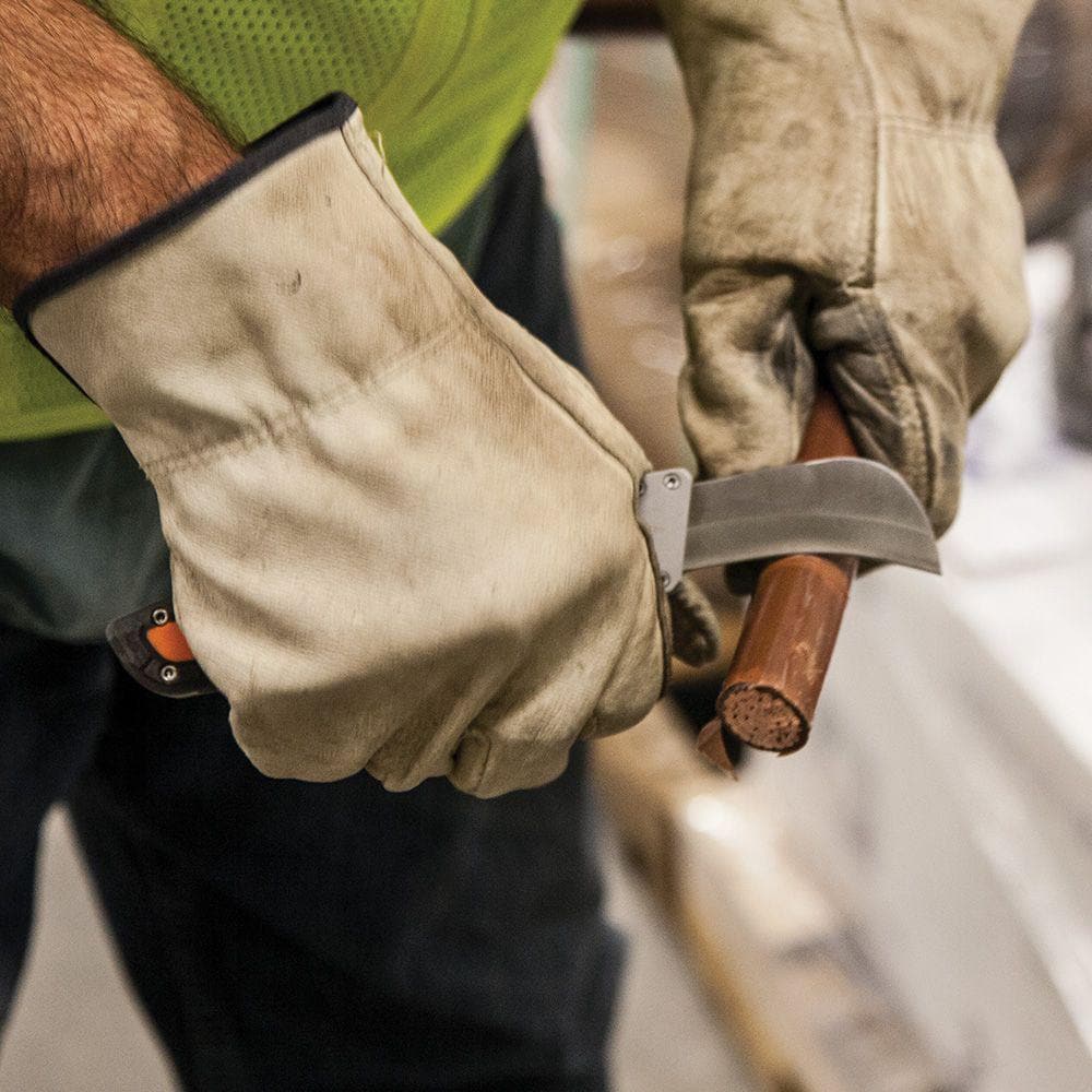 2.5-inch Cable Skinning Utility Knife with Replaceable Blade